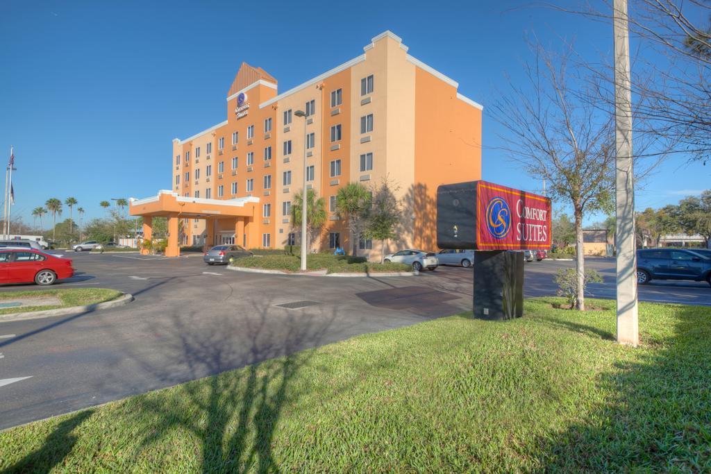 Comfort Suites Tampa Airport North Exterior foto